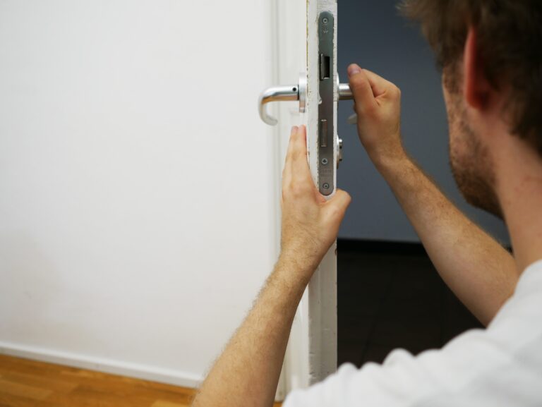 Picking the Best Locksmith: How ServLeader is Leading the Way